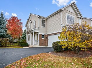 304 Larsdotter Ln, Geneva, IL 60134