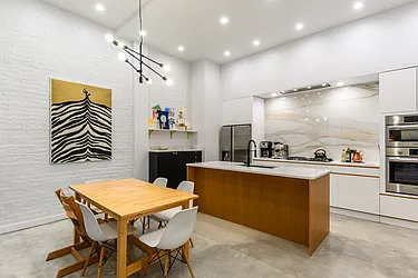 Sold by Nest Seekers International