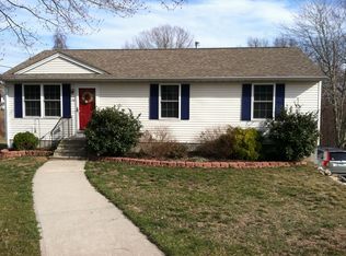 68 Indigo St, Groton, CT 06355