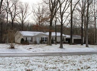 364 Braun Rd, Ava, IL 62907