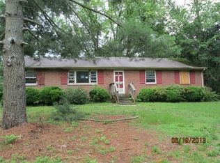 7128 Creighton Rd, Mechanicsville, VA 23111