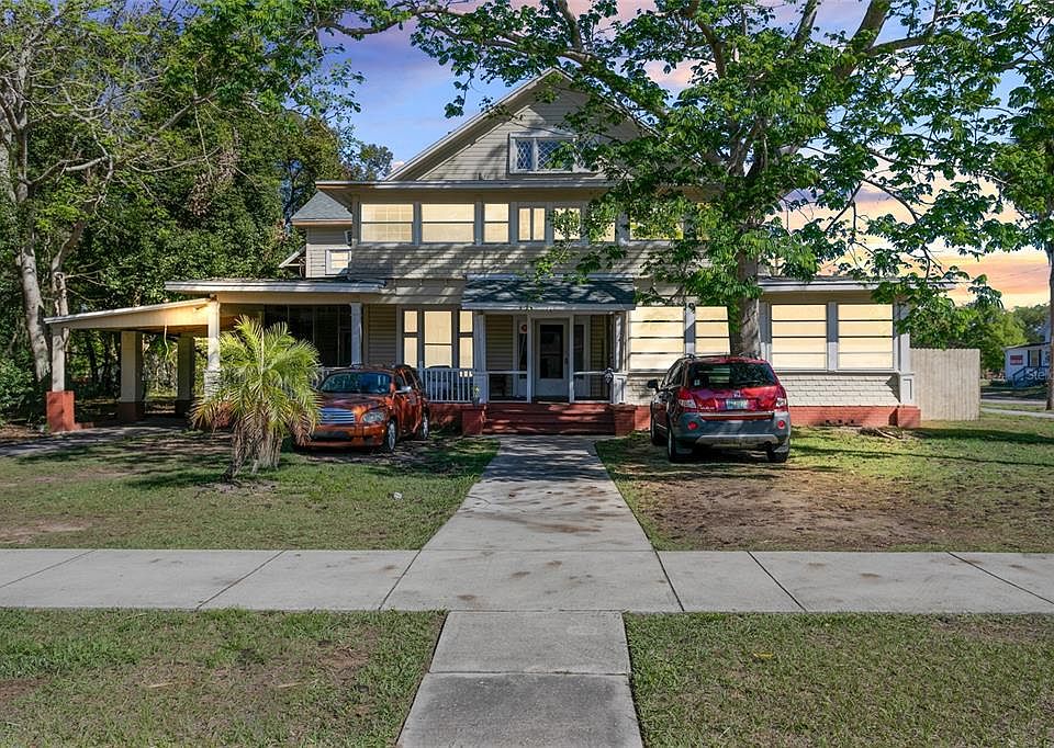 1st image of 527 E Lemon Ave