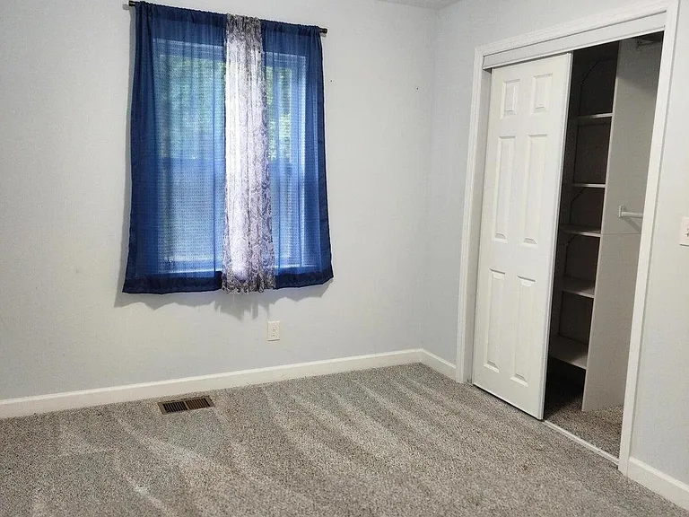 4074 W Freedom Cir — Photo 5