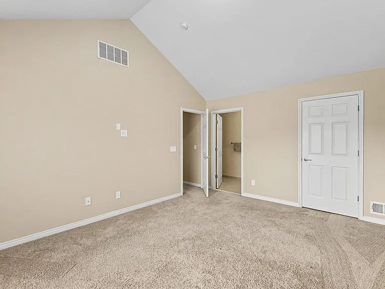 28469 Carlton Way Dr — Photo 7