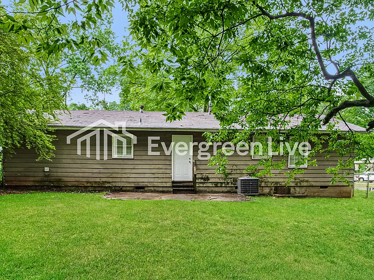 630 Kennan Rd NW — Photo 15