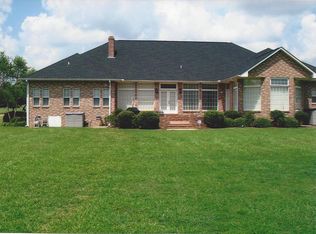 200 Griffis St, Philadelphia, MS 39350