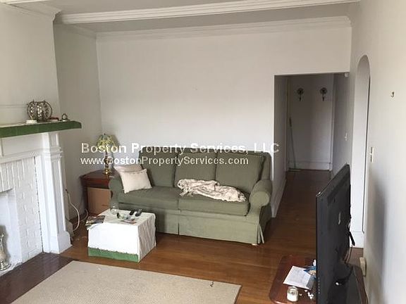 3rd image of 45 Englewood Ave #5AD