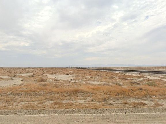 3rd image of Avenue C & Sierra Hwy