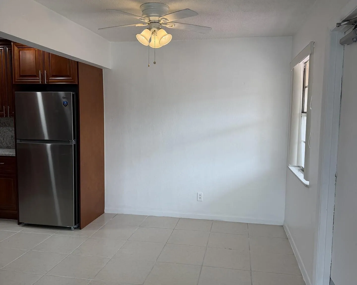 2 bed, 1.0 bath, 850 sqft, $1,850 — Photo 4