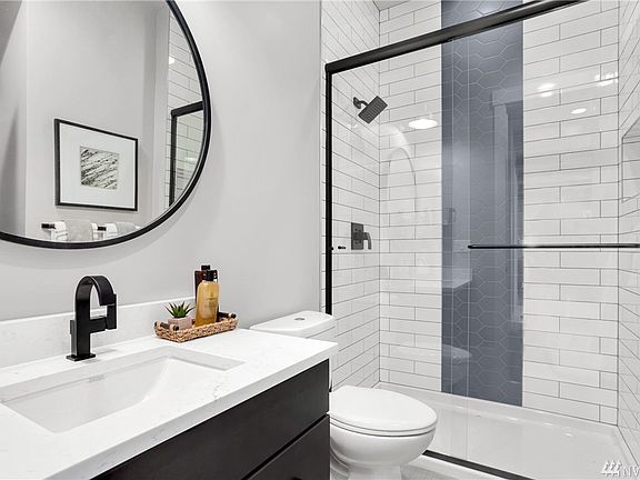 5th image of 12614 NE 80th St