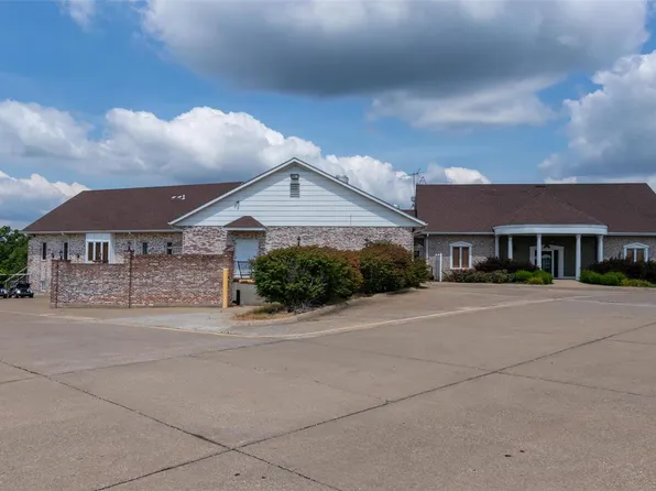 9685 Jackson Dr, Hillsboro, MO 63050