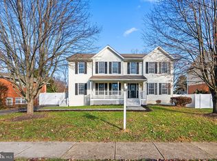 1117 Cresthaven Dr, Silver Spring, MD 20903