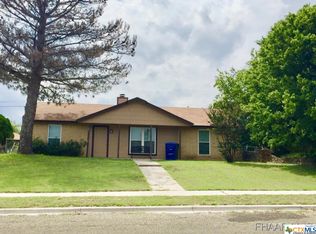 201 Blanket Dr, Copperas Cove, TX 76522