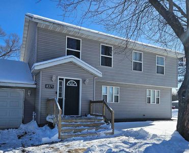 8371 DIVISION STREET, Bancroft, WI, 54921