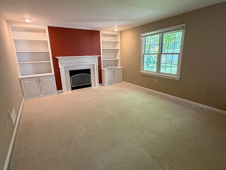 2264 Raleigh Rd — Photo 15