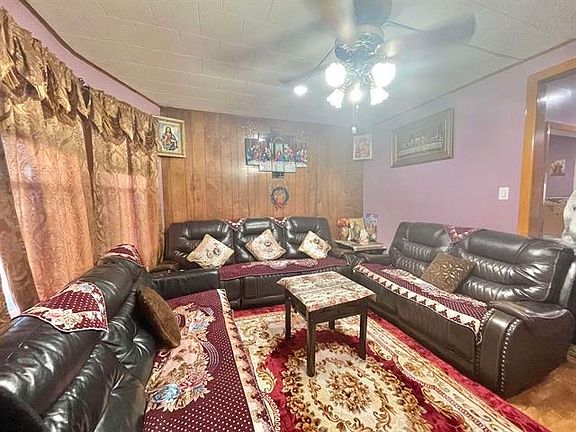 5th image of 61 Clarke Ave