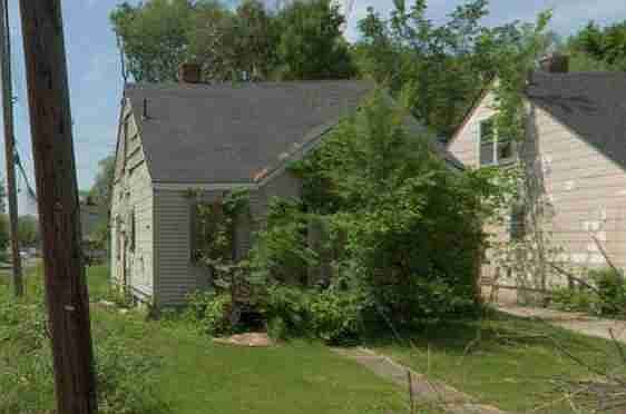 9525 Longacre
