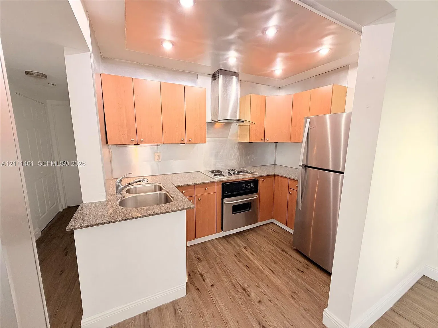 Madrid Terrace Condo — Photo 3