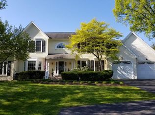 18401 Azalea Dr, Derwood, MD 20855