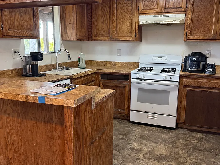 16591 E Buena Vista Ave #A — Photo 10
