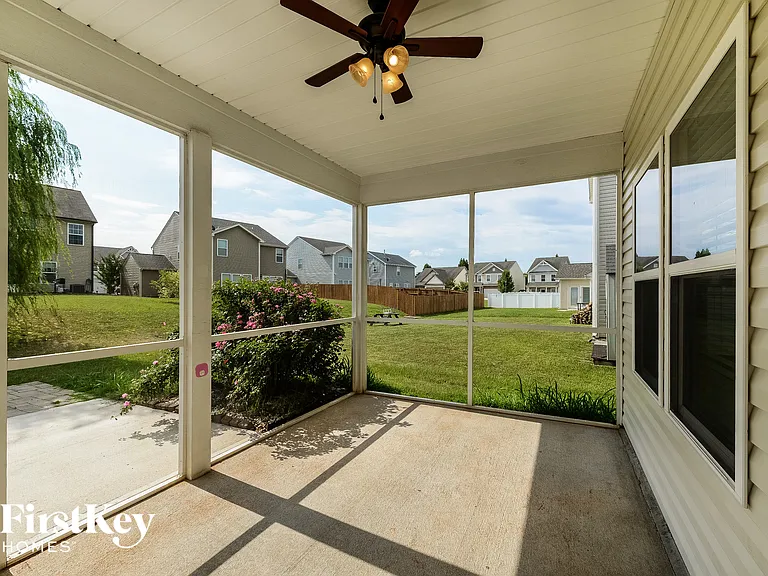 6904 Lowline Dr — Photo 14