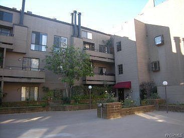 1st image of 13331 Moorpark St APT 322