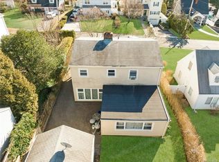 10 Leslie Rd, Eastchester, NY 10709