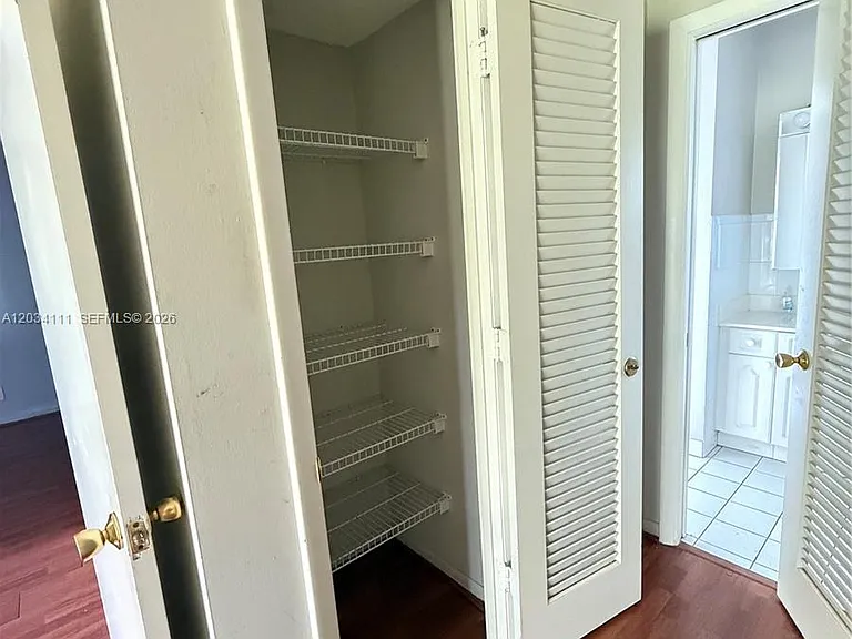 2200 Park Ln #105 — Photo 14