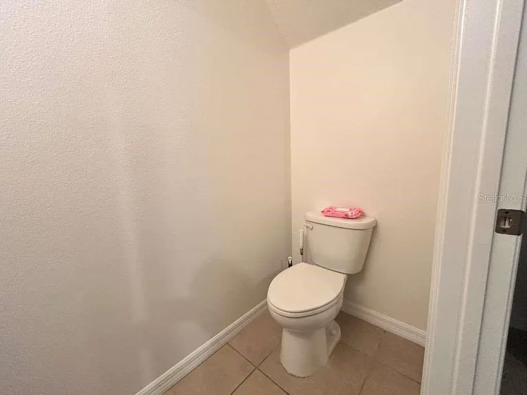 471 Arbor Lakes Dr — Photo 9