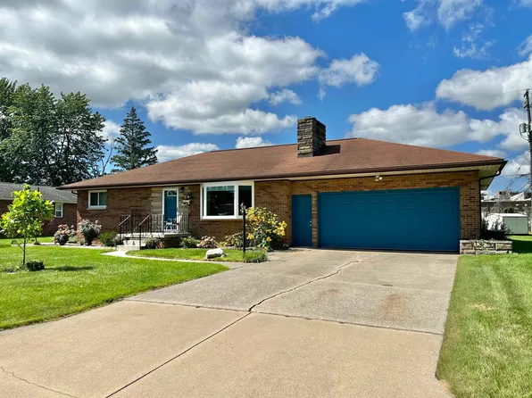 711 Webb Dr, Bay City, MI 48706