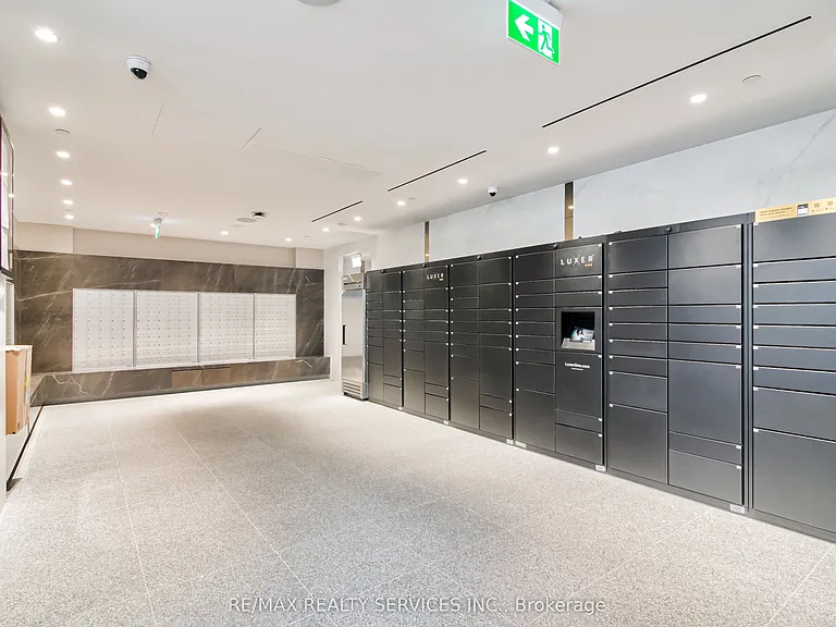 585 Bloor St E #2321 — Photo 30