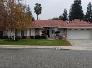 8901 Oak Hills Ave, Bakersfield, CA 93312