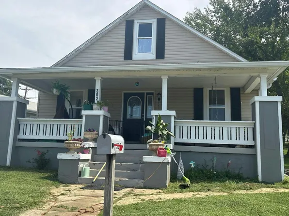 302 S Lincoln St, Desloge, MO 63601