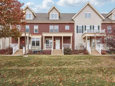 83 South GARDENS Way, Fitchburg, WI, 53711