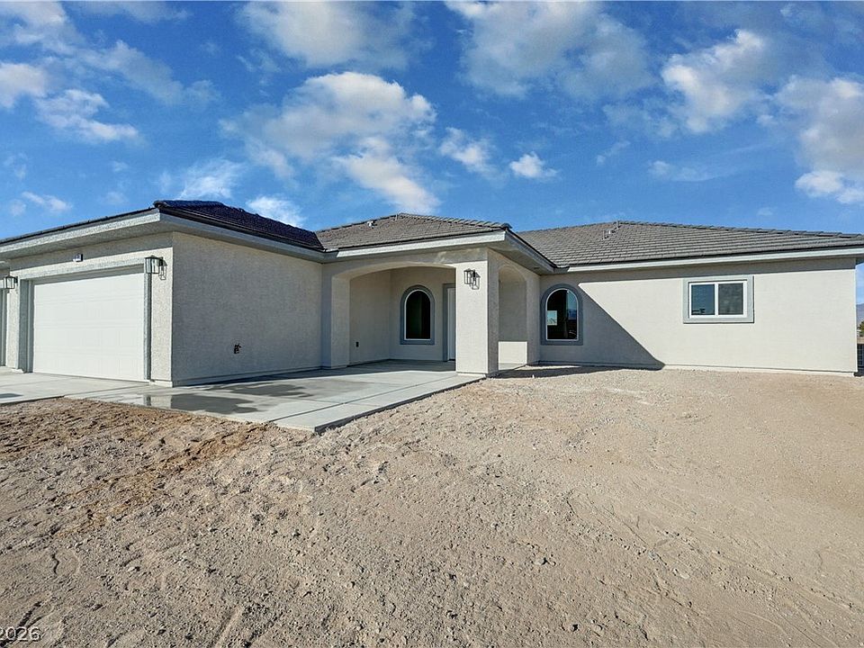 1st image of 2111 W Carnation Way