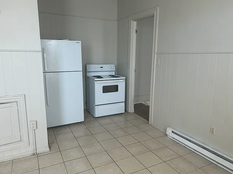 510 N 6th St #1 — Photo 16