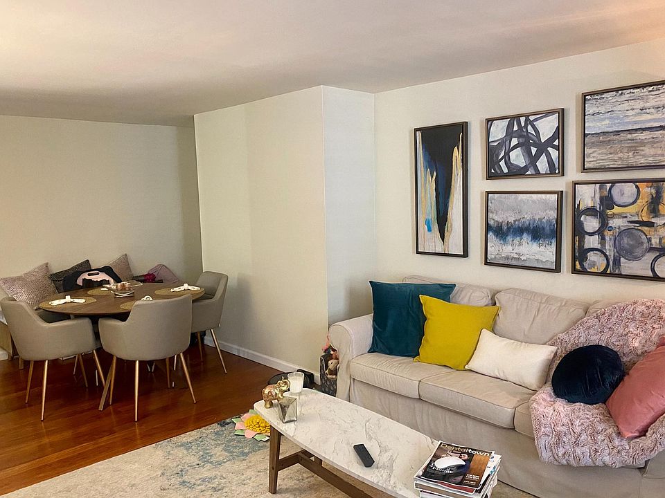 1st image of 219 S 18th St #29-705