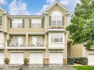 244 Ridge Dr, Pompton Lakes, NJ 07442