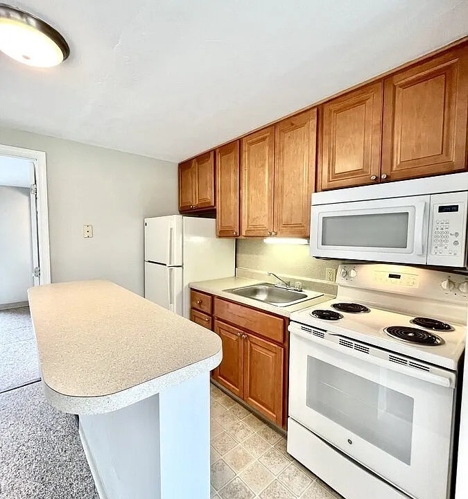 680 Atlantic Ave #4