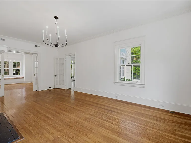 2318 Mimosa Pl — Photo 11