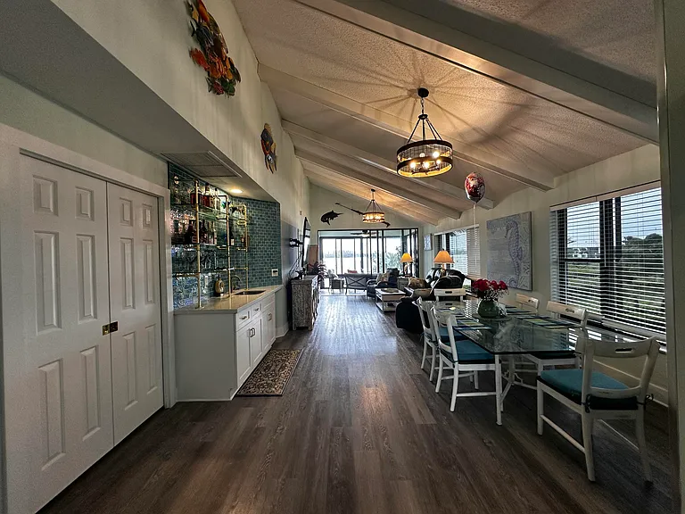 6142 SE Landing Way #16 — Photo 37