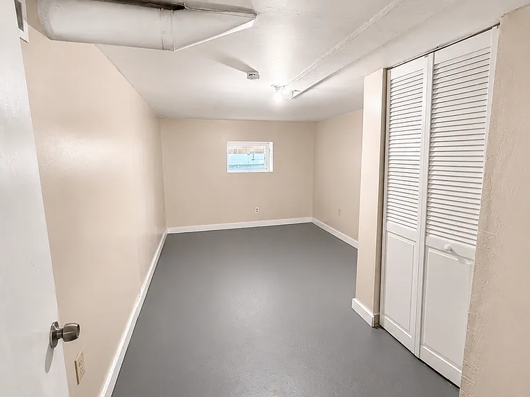 5721 Acme Ave — Photo 16