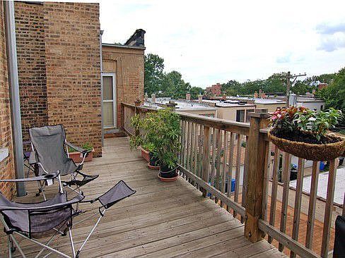 5th image of 2551 W Sunnyside Ave #3