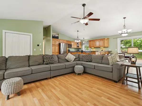 20 Lorraine Street, Newport, NH 03773
