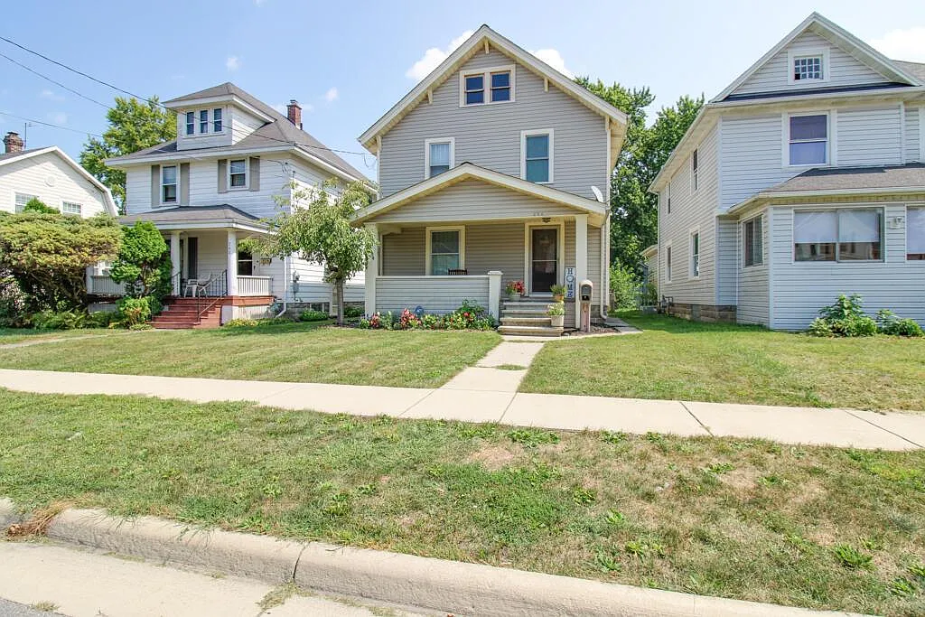 254 Hane Ave photo 1