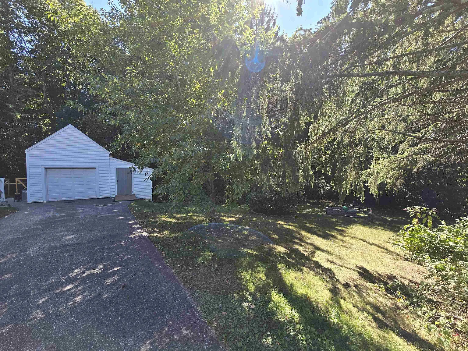 3 bed, 2.0 bath, 1334 sqft, $2,900 — Photo 4