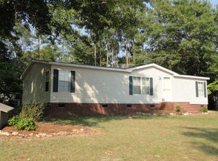 1102 Devaney Cir, Summerton, SC 29148