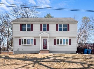 15 Boisvert Rd, Tewksbury, MA 01876