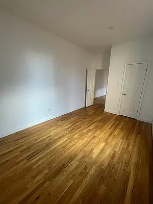 Rented by Hagstrom Management Inc | media 21