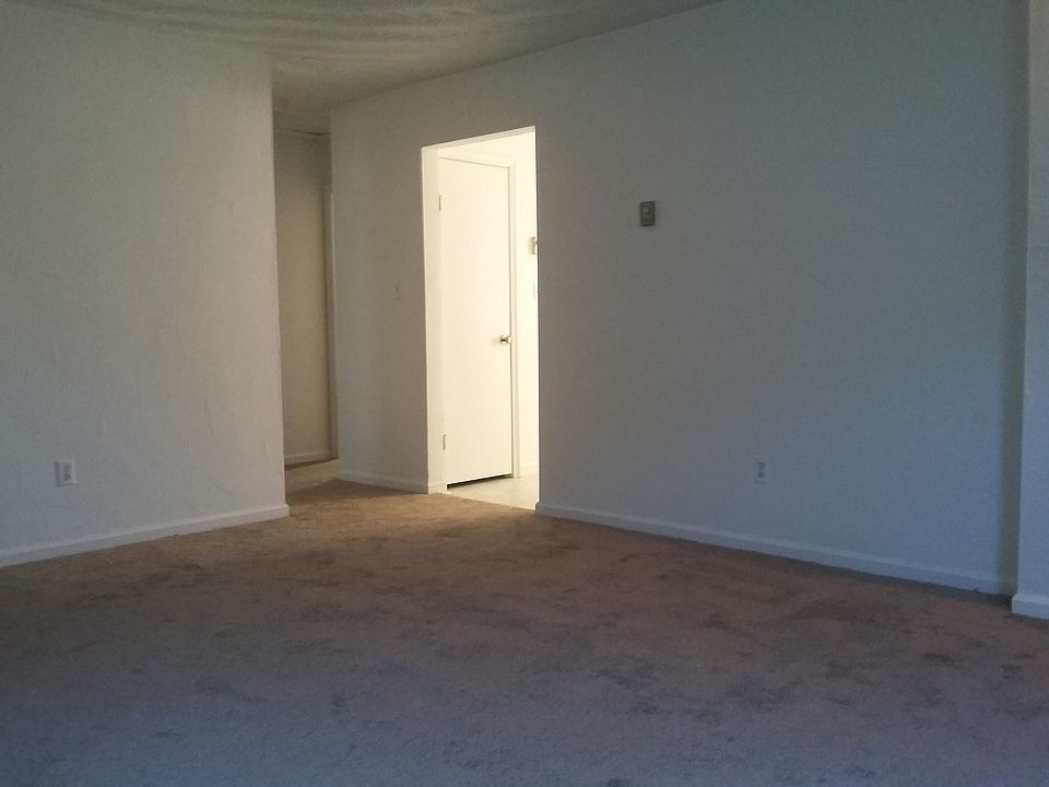 1st image of 8851 Plymouth St #B